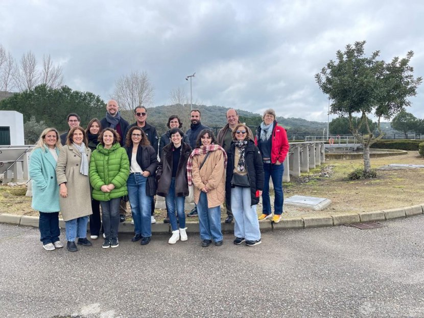 Consórcio do Projeto SOLLAGUA Reúne-se para Balançar Progresso e Planear Instalações de Demonstração