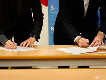 Assinatura de contrato para Beneficiação da Fábrica de Água de Arruda dos Vinhos 
