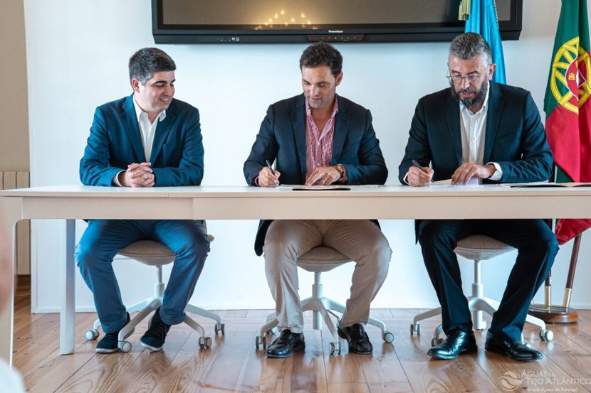 Tejo Atlântico e Câmara Municipal de Óbidos assinam protocolo para utilização de água+
