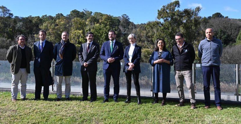 Comissário Europeu do Ambiente, Oceanos e Pesca visita Fábrica de Água de Alcântara