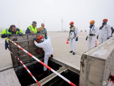 O que acontece por baixo das tampas de esgoto? 
