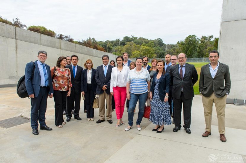 Eurodeputados visitam Fábrica de água de Alcântara