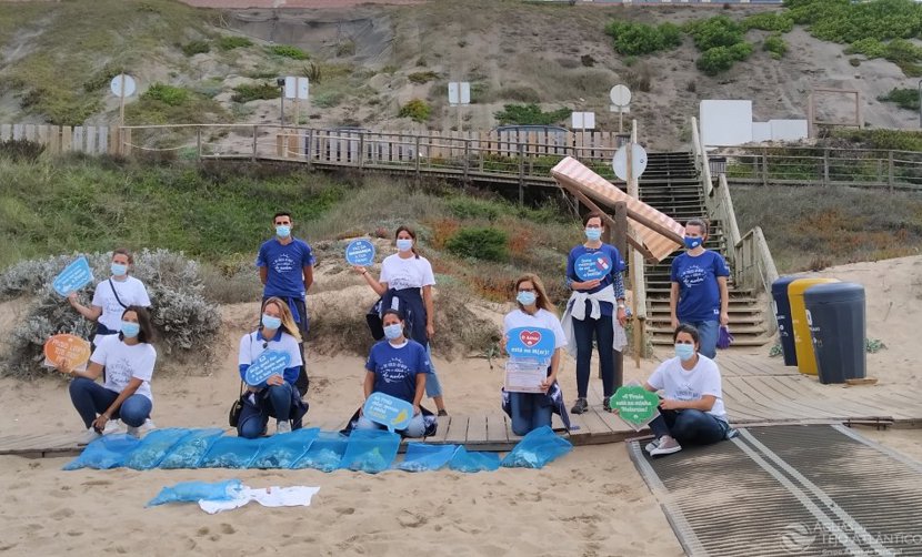Tejo Atlântico associa-se à Fundação Oceano Azul com limpezas de praia na região